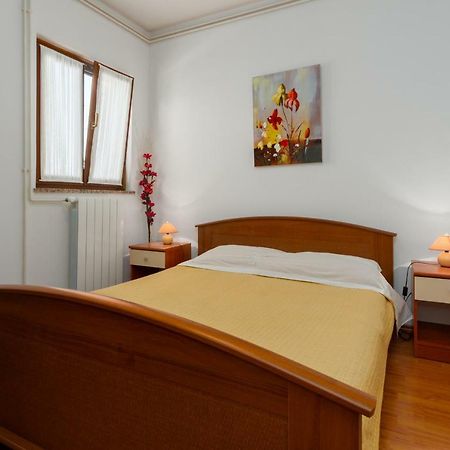 Apartment Softic Pula Extérieur photo