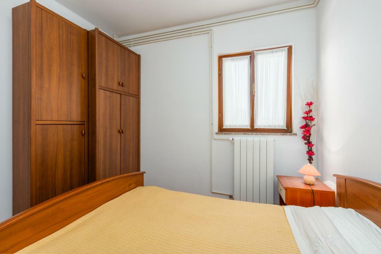 Apartment Softic Pula Extérieur photo