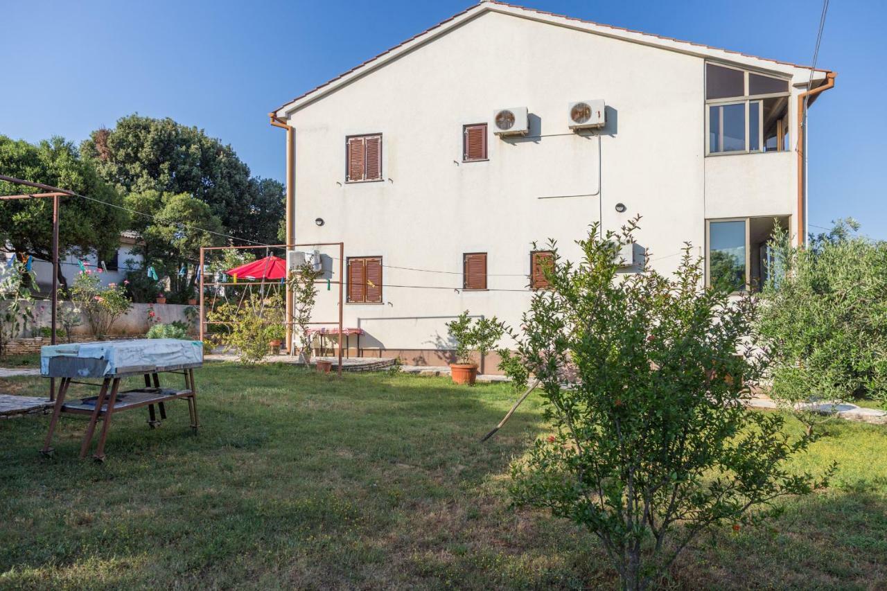 Apartment Softic Pula Extérieur photo